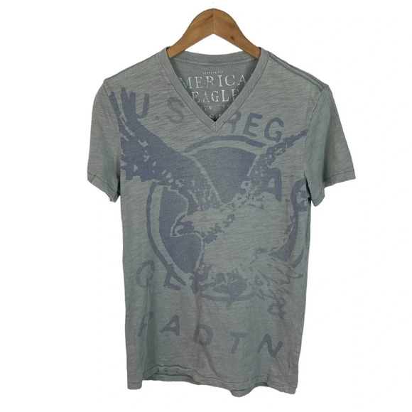 TS199 Mens American Eagle Outfitters Vintage Fit V Neck Graphic T Shirt S - Picture 1 of 4